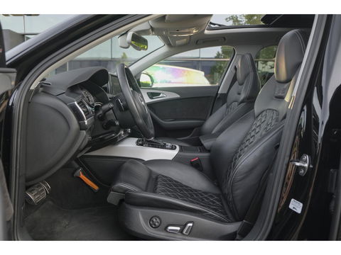 Audi S6 Avant 4.0 TFSI V8 450pk Panoramadak Supersportstoelen B&O 3d Luchtvering Matrix led Black pack