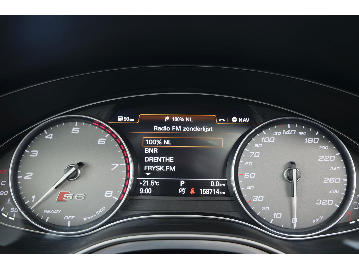 Audi S6 Avant 4.0 TFSI V8 450pk Panoramadak Supersportstoelen B&O 3d Luchtvering Matrix led Black pack