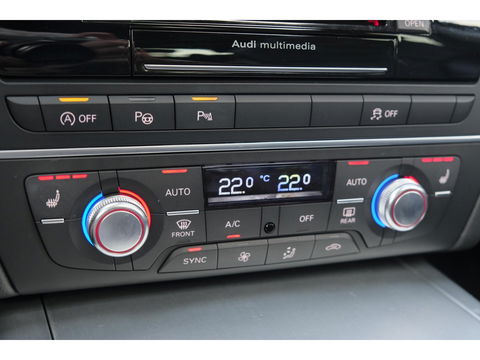 Audi S6 Avant 4.0 TFSI V8 450pk Panoramadak Supersportstoelen B&O 3d Luchtvering Matrix led Black pack