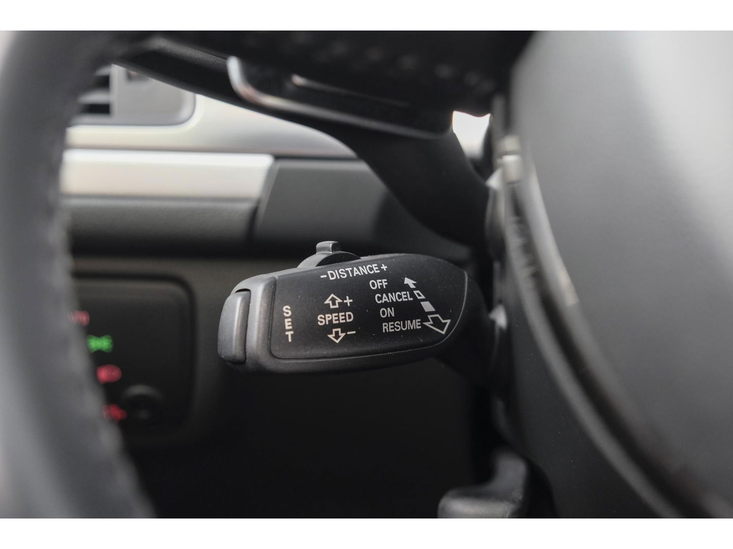 Audi S6 Avant 4.0 TFSI V8 450pk Panoramadak Supersportstoelen B&O 3d Luchtvering Matrix led Black pack