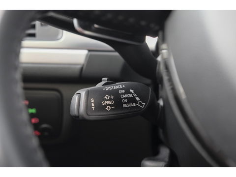 Audi S6 Avant 4.0 TFSI V8 450pk Panoramadak Supersportstoelen B&O 3d Luchtvering Matrix led Black pack