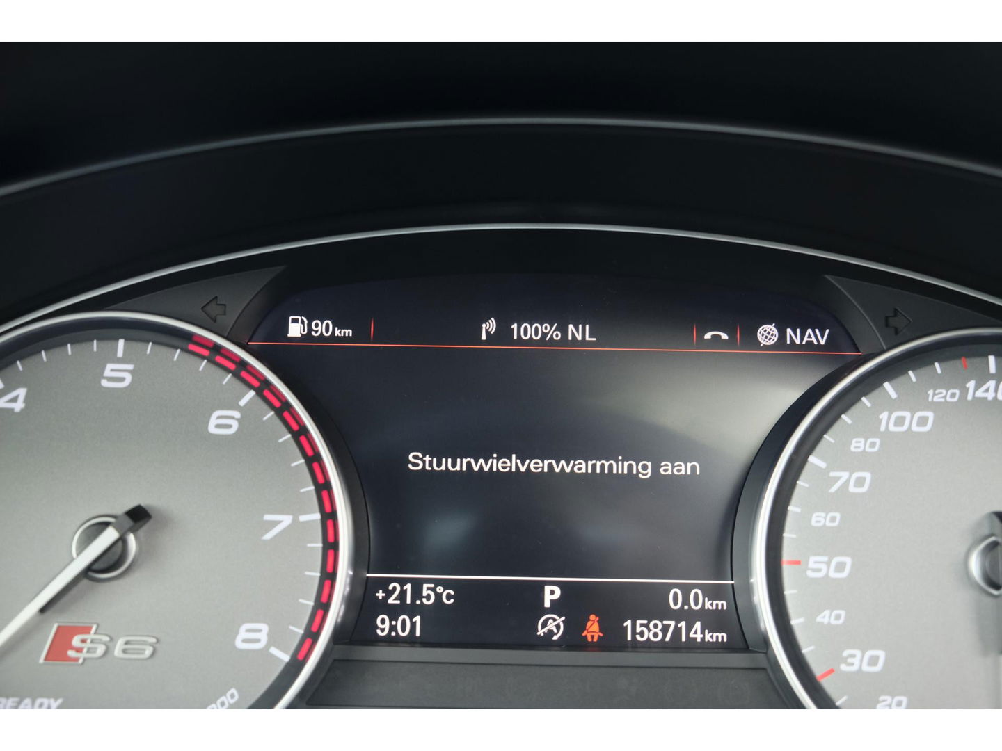 Audi S6 Avant 4.0 TFSI V8 450pk Panoramadak Supersportstoelen B&O 3d Luchtvering Matrix led Black pack