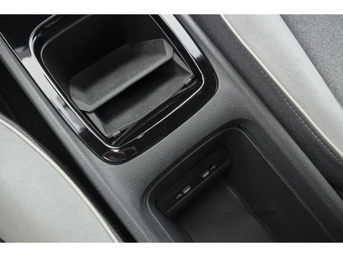 Volkswagen ID.3 204pk First Plus *BTW* Matrix led Navigatie Stoelverwarming Carplay NLauto Adaptive cruise