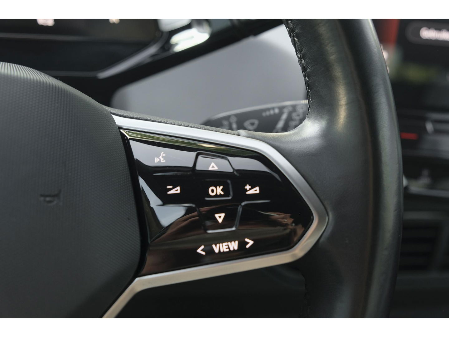 Volkswagen ID.3 204pk First Plus *BTW* Matrix led Navigatie Stoelverwarming Carplay NLauto Adaptive cruise