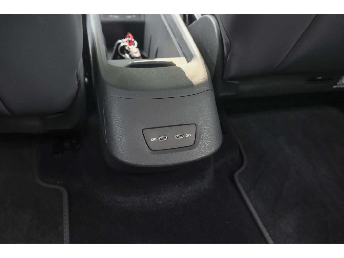Volkswagen ID.3 204pk First Plus *BTW* Matrix led Navigatie Stoelverwarming Carplay NLauto Adaptive cruise