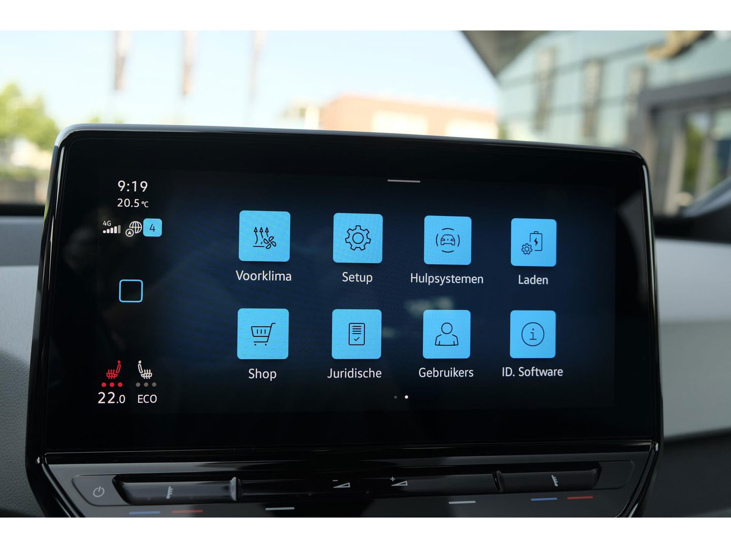 Volkswagen ID.3 204pk First Plus *BTW* Matrix led Navigatie Stoelverwarming Carplay NLauto Adaptive cruise