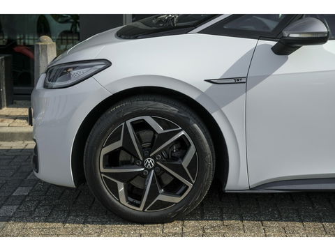 Volkswagen ID.3 204pk First Plus *BTW* Matrix led Navigatie Stoelverwarming Carplay NLauto Adaptive cruise