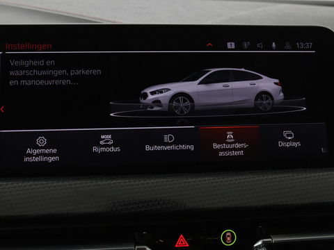 BMW 2 Serie Gran Coupé 218i Executive | Panoramadak | Carplay | Cruise control | Sportstoelen | Sfeerverlichting | LED | Navigatie