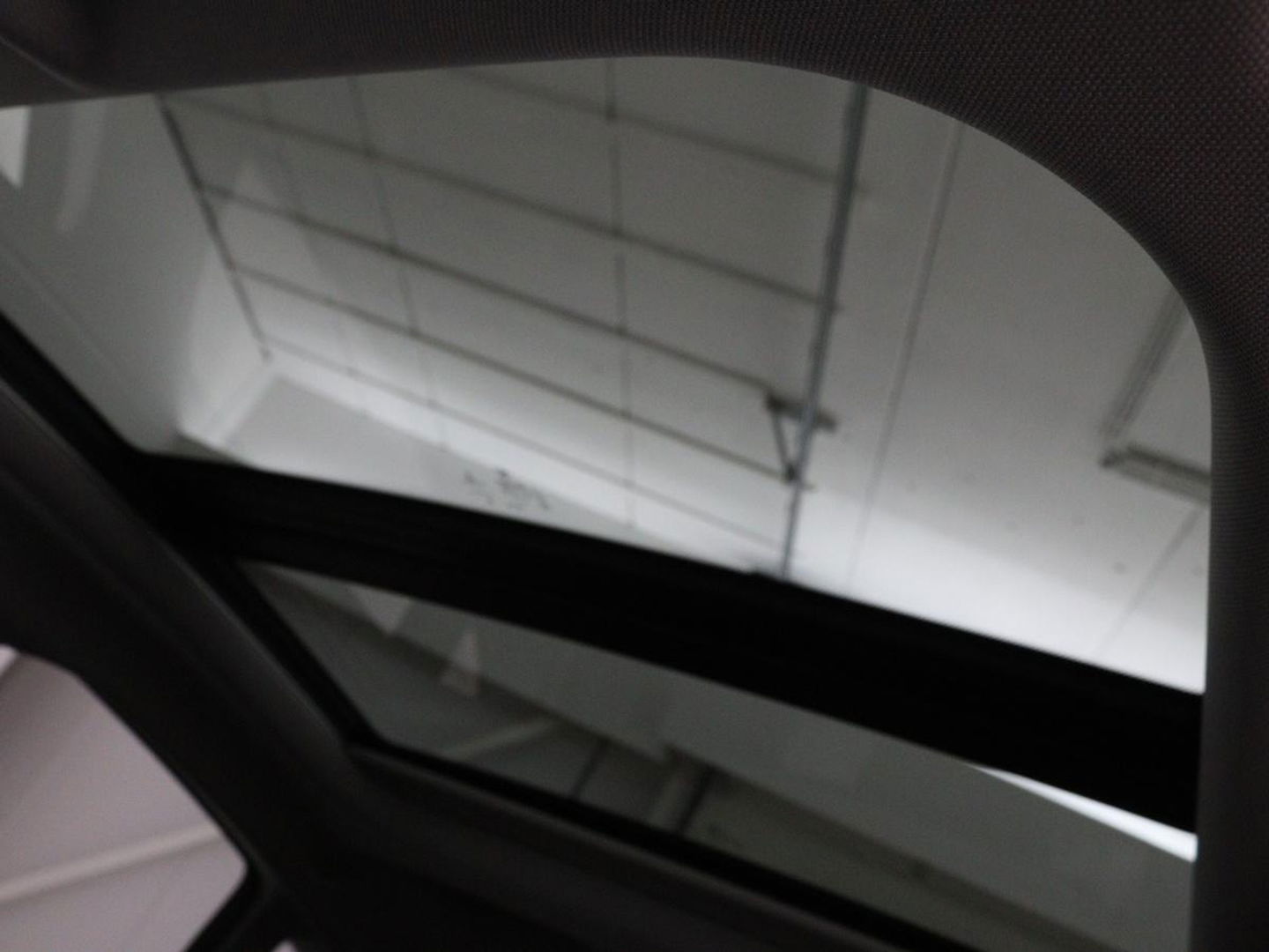 BMW 2 Serie Gran Coupé 218i Executive | Panoramadak | Carplay | Cruise control | Sportstoelen | Sfeerverlichting | LED | Navigatie