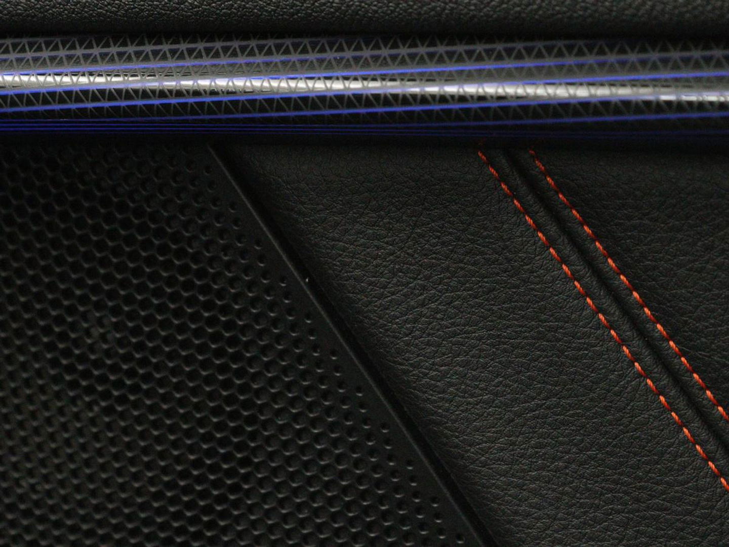 BMW 2 Serie Gran Coupé 218i Executive | Panoramadak | Carplay | Cruise control | Sportstoelen | Sfeerverlichting | LED | Navigatie