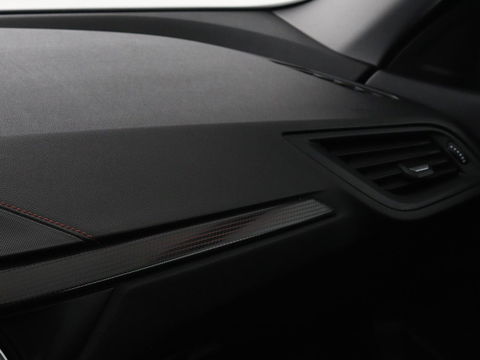 BMW 2 Serie Gran Coupé 218i Executive | Panoramadak | Carplay | Cruise control | Sportstoelen | Sfeerverlichting | LED | Navigatie