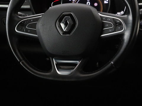 Renault Kadjar 1.2 TCe Bose | 1e eigenaar | Leder | Stoelverwarming | Camera | Cruise control | Trekhaak | Sfeerverlichting | Navigatie | LED