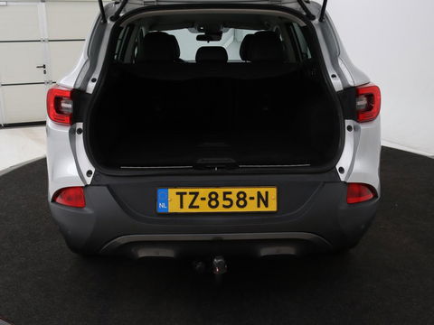 Renault Kadjar 1.2 TCe Bose | 1e eigenaar | Leder | Stoelverwarming | Camera | Cruise control | Trekhaak | Sfeerverlichting | Navigatie | LED