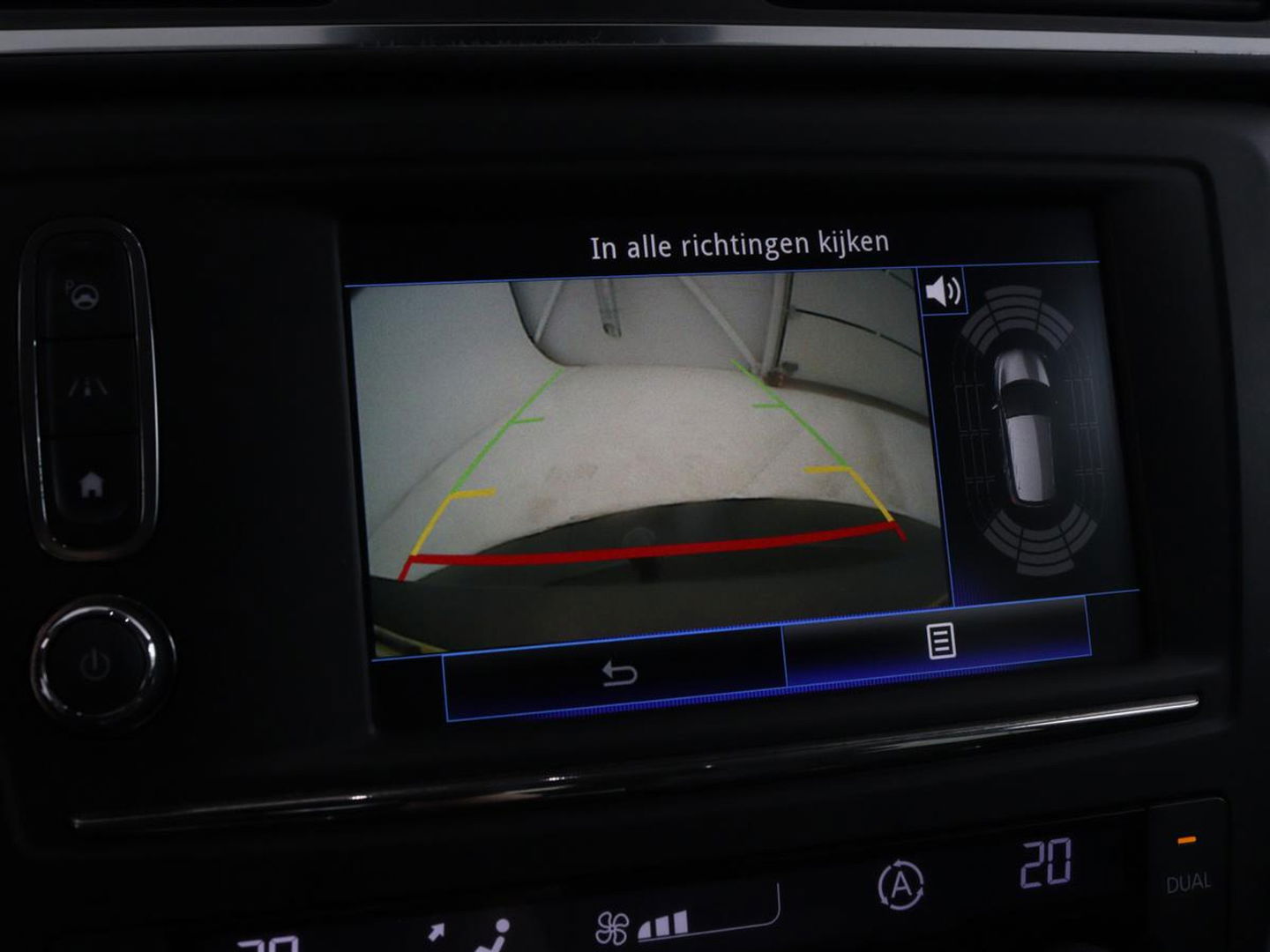 Renault Kadjar 1.2 TCe Bose | 1e eigenaar | Leder | Stoelverwarming | Camera | Cruise control | Trekhaak | Sfeerverlichting | Navigatie | LED