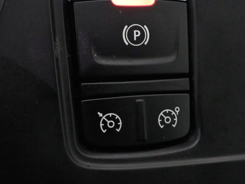 Renault Kadjar 1.2 TCe Bose | 1e eigenaar | Leder | Stoelverwarming | Camera | Cruise control | Trekhaak | Sfeerverlichting | Navigatie | LED