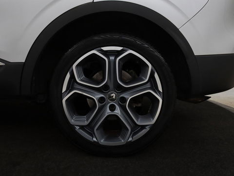 Renault Kadjar 1.2 TCe Bose | 1e eigenaar | Leder | Stoelverwarming | Camera | Cruise control | Trekhaak | Sfeerverlichting | Navigatie | LED