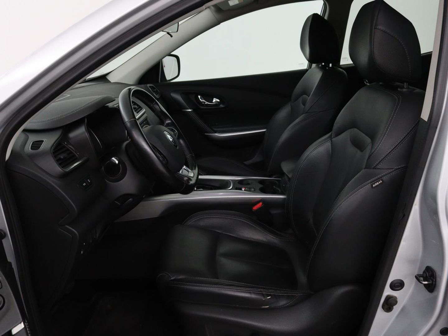 Renault Kadjar 1.2 TCe Bose | 1e eigenaar | Leder | Stoelverwarming | Camera | Cruise control | Trekhaak | Sfeerverlichting | Navigatie | LED