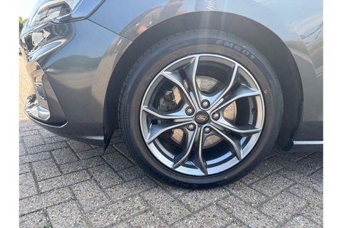 Ford Focus 1.0 ST-LINE 125 PK NAVI AIRCO/ECC PDC