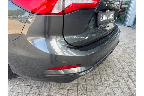 Ford Focus 1.0 ST-LINE 125 PK NAVI AIRCO/ECC PDC