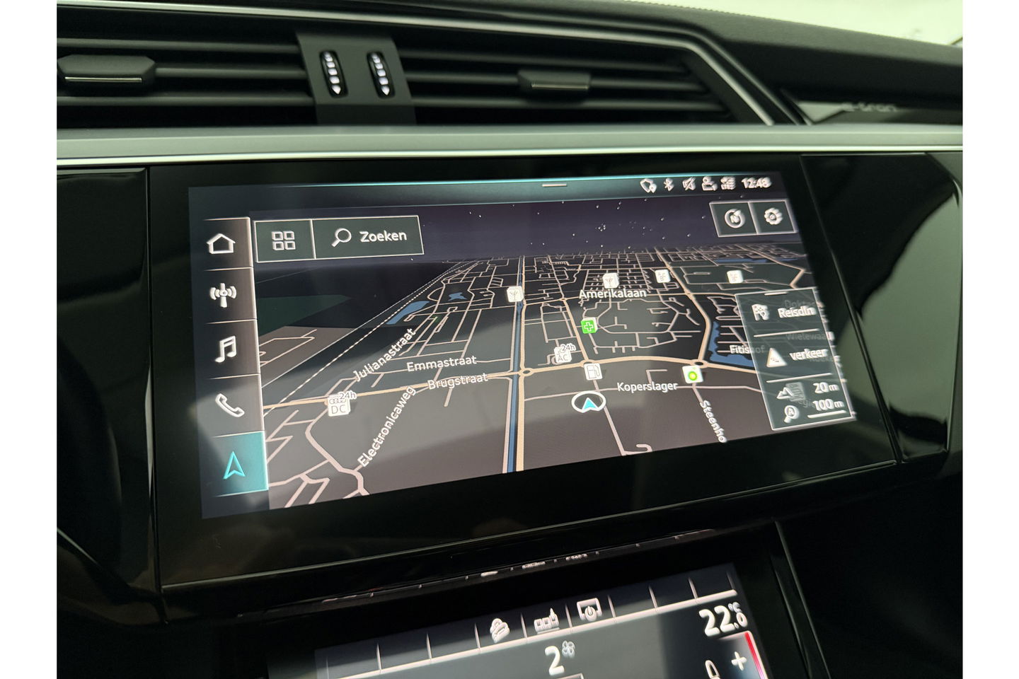 Audi e-tron 50 Quattro Launch edition plus 71 kWh 313PK Pano LED Virtual Memory Carplay Clima Cruise Navi PDC 20''LMV