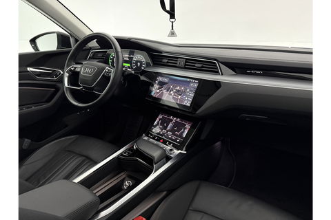 Audi e-tron 50 Quattro Launch edition plus 71 kWh 313PK Pano LED Virtual Memory Carplay Clima Cruise Navi PDC 20''LMV