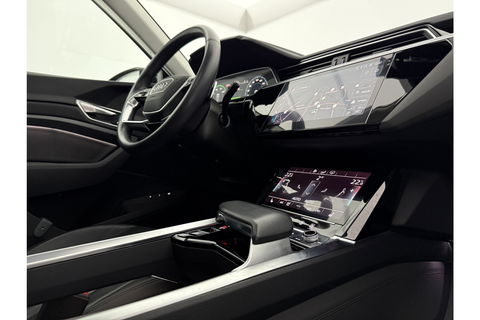 Audi e-tron 50 Quattro Launch edition plus 71 kWh 313PK Pano LED Virtual Memory Carplay Clima Cruise Navi PDC 20''LMV