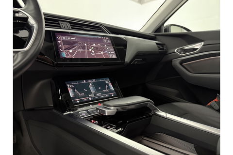Audi e-tron 50 Quattro Launch edition plus 71 kWh 313PK Pano LED Virtual Memory Carplay Clima Cruise Navi PDC 20''LMV
