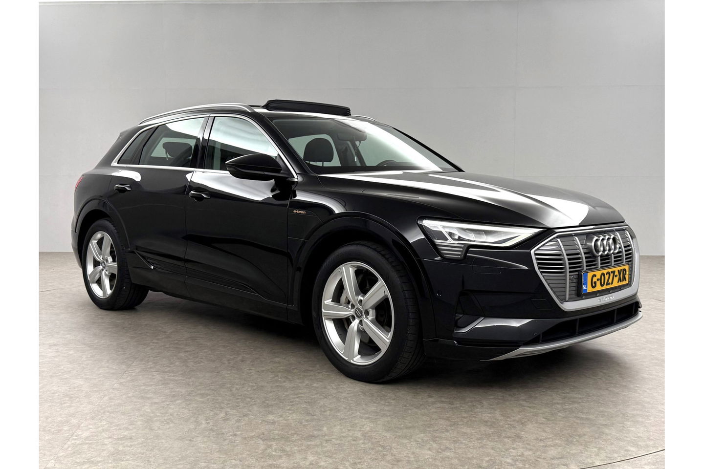 Audi e-tron 50 Quattro Launch edition plus 71 kWh 313PK Pano LED Virtual Memory Carplay Clima Cruise Navi PDC 20''LMV