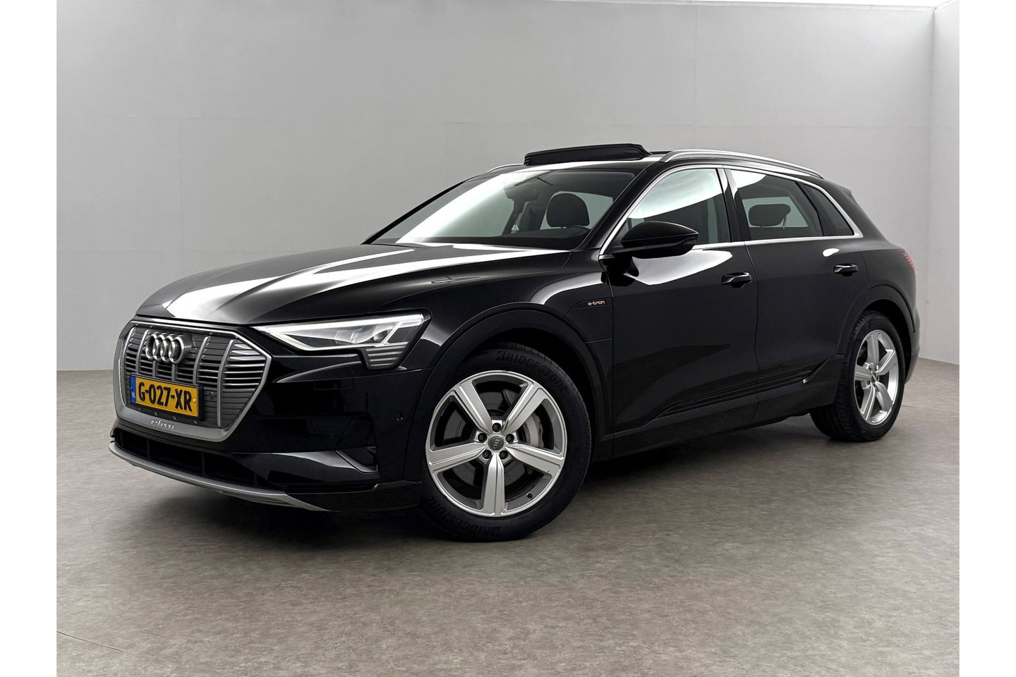 Audi e-tron 50 Quattro Launch edition plus 71 kWh 313PK Pano LED Virtual Memory Carplay Clima Cruise Navi PDC 20''LMV