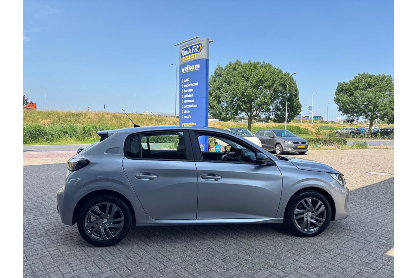 Peugeot 208 1.2 PT ACTIVE PACK NAVI AIRCO/ECC PDC
