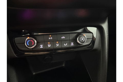 Opel Corsa 1.2 Edition Automaat LED Airco Cruise Parkeersensoren Bluetooth 17"LMV