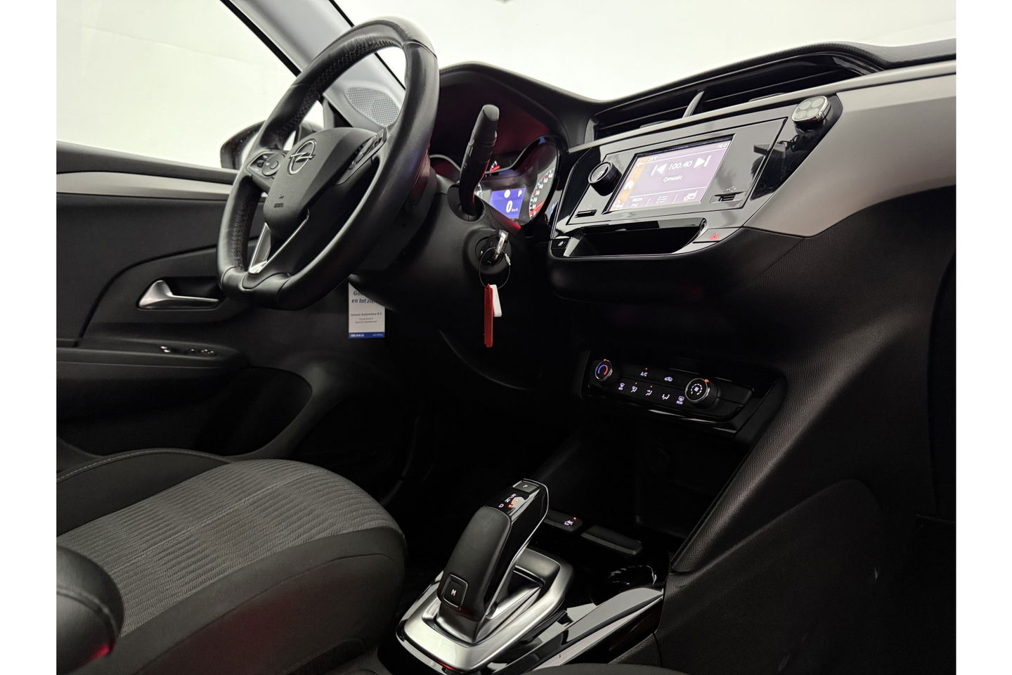 Opel Corsa 1.2 Edition Automaat LED Airco Cruise Parkeersensoren Bluetooth 17"LMV