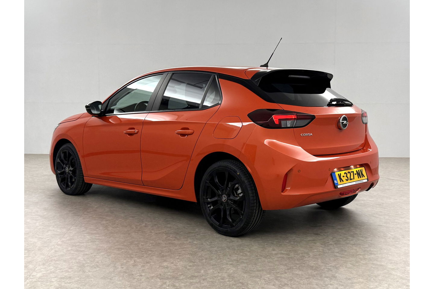 Opel Corsa 1.2 Edition Automaat LED Airco Cruise Parkeersensoren Bluetooth 17"LMV