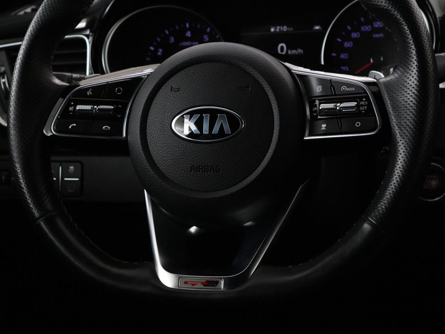 Kia ProCeed 1.4 T-GDI GT-PlusLine | Panoramadak | Stoel & stuurverwarming | Camera | Carplay | Keyless | Memory | JBL