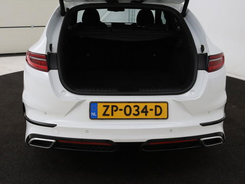 Kia ProCeed 1.4 T-GDI GT-PlusLine | Panoramadak | Stoel & stuurverwarming | Camera | Carplay | Keyless | Memory | JBL