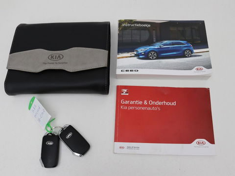 Kia ProCeed 1.4 T-GDI GT-PlusLine | Panoramadak | Stoel & stuurverwarming | Camera | Carplay | Keyless | Memory | JBL