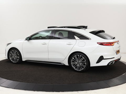 Kia ProCeed 1.4 T-GDI GT-PlusLine | Panoramadak | Stoel & stuurverwarming | Camera | Carplay | Keyless | Memory | JBL