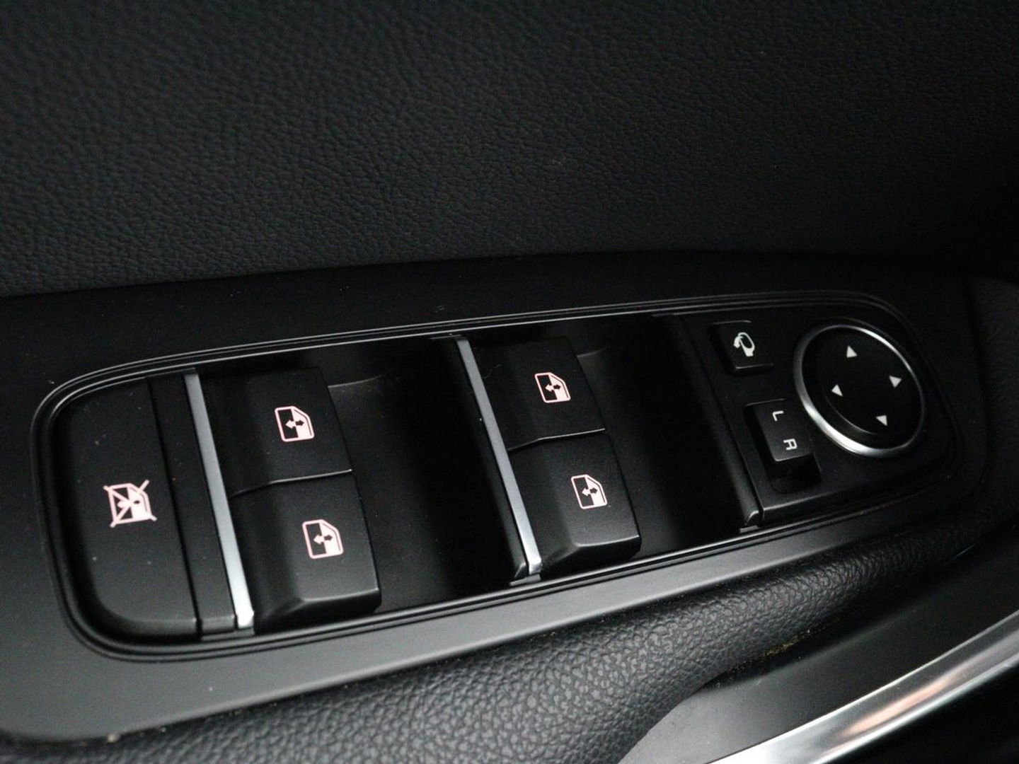Kia ProCeed 1.4 T-GDI GT-PlusLine | Panoramadak | Stoel & stuurverwarming | Camera | Carplay | Keyless | Memory | JBL