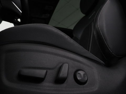 Kia ProCeed 1.4 T-GDI GT-PlusLine | Panoramadak | Stoel & stuurverwarming | Camera | Carplay | Keyless | Memory | JBL