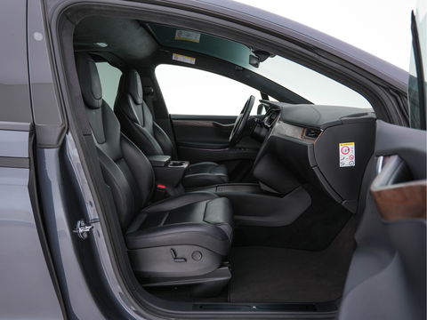 Tesla Model X 100D AWD [ 3-Fase ] (INCL-BTW) *PANO-WINDOW | AUTO-PILOT | NAPPA-FULL-LEATHER | TOWBAR | NAVI-FULLMAP | FULL-LED | AIR-SUSPENSION | DIGI-COCKPIT | KEYLESS | CAMERA | DAB+ | SPORT-SEATS | LANE-ASSIST | 20"ALU*