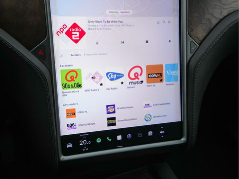 Tesla Model X 100D AWD [ 3-Fase ] (INCL-BTW) *PANO-WINDOW | AUTO-PILOT | NAPPA-FULL-LEATHER | TOWBAR | NAVI-FULLMAP | FULL-LED | AIR-SUSPENSION | DIGI-COCKPIT | KEYLESS | CAMERA | DAB+ | SPORT-SEATS | LANE-ASSIST | 20"ALU*