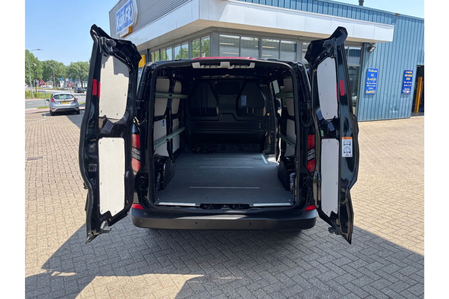 Ford Transit Custom 320 2.0 TDCI L2H1 AIRCO NAVI CAMERA