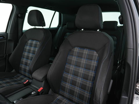 Volkswagen Golf 1.4 TSI GTE *FULL-LED | NAVI-FULLMAP | SPORT-SEATS | DAB+ | HEATED-SEATS | ECC | PDC | CRUISE | 17''ALU*