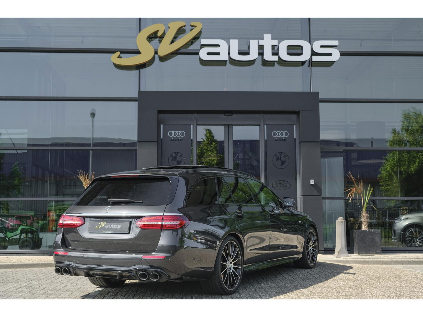 Mercedes-Benz E-Klasse Estate E53 AMG 435pk 4MATIC Panoramadak *BTW* Luchtvering Burmester Trekhaak Multibeam Distronic