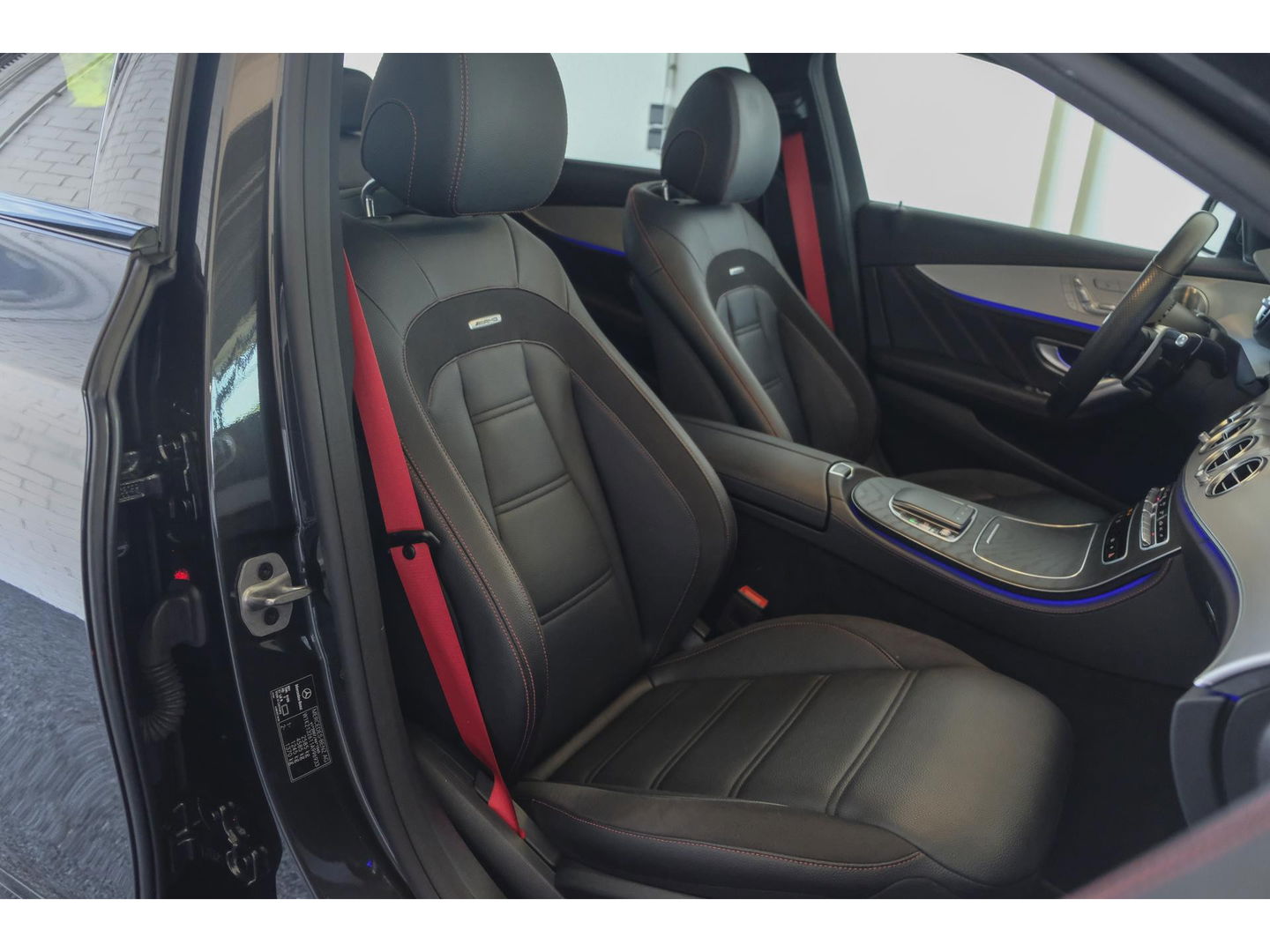 Mercedes-Benz E-Klasse Estate E53 AMG 435pk 4MATIC Panoramadak *BTW* Luchtvering Burmester Trekhaak Multibeam Distronic