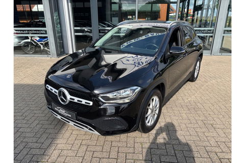 Mercedes-Benz GLA 200 BUSINESS LUXURY 163PK AUTOMAAT AIRCO PDC CAMERA