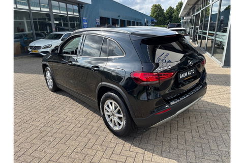 Mercedes-Benz GLA 200 BUSINESS LUXURY 163PK AUTOMAAT AIRCO PDC CAMERA