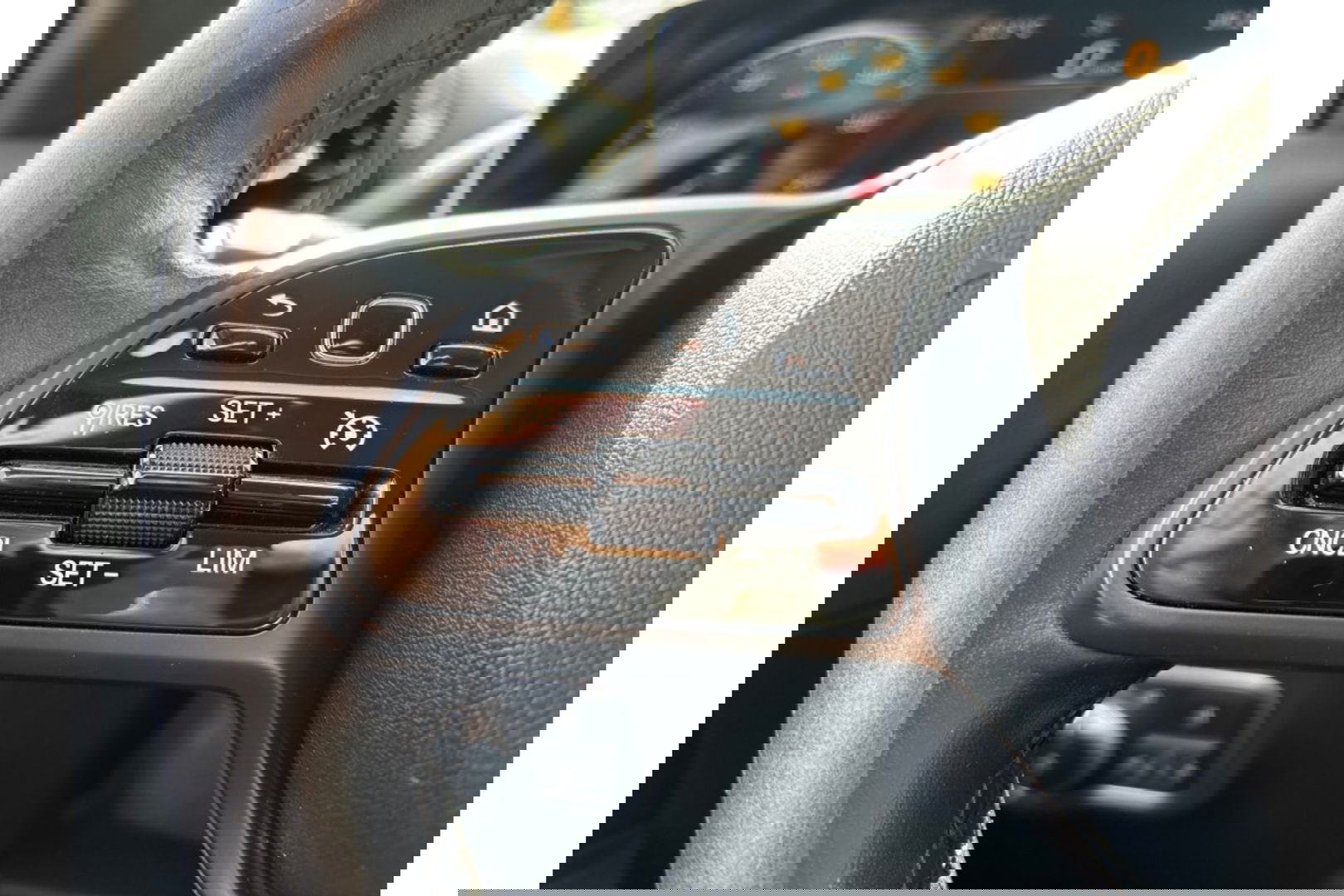 Mercedes-Benz GLA 200 BUSINESS LUXURY 163PK AUTOMAAT AIRCO PDC CAMERA