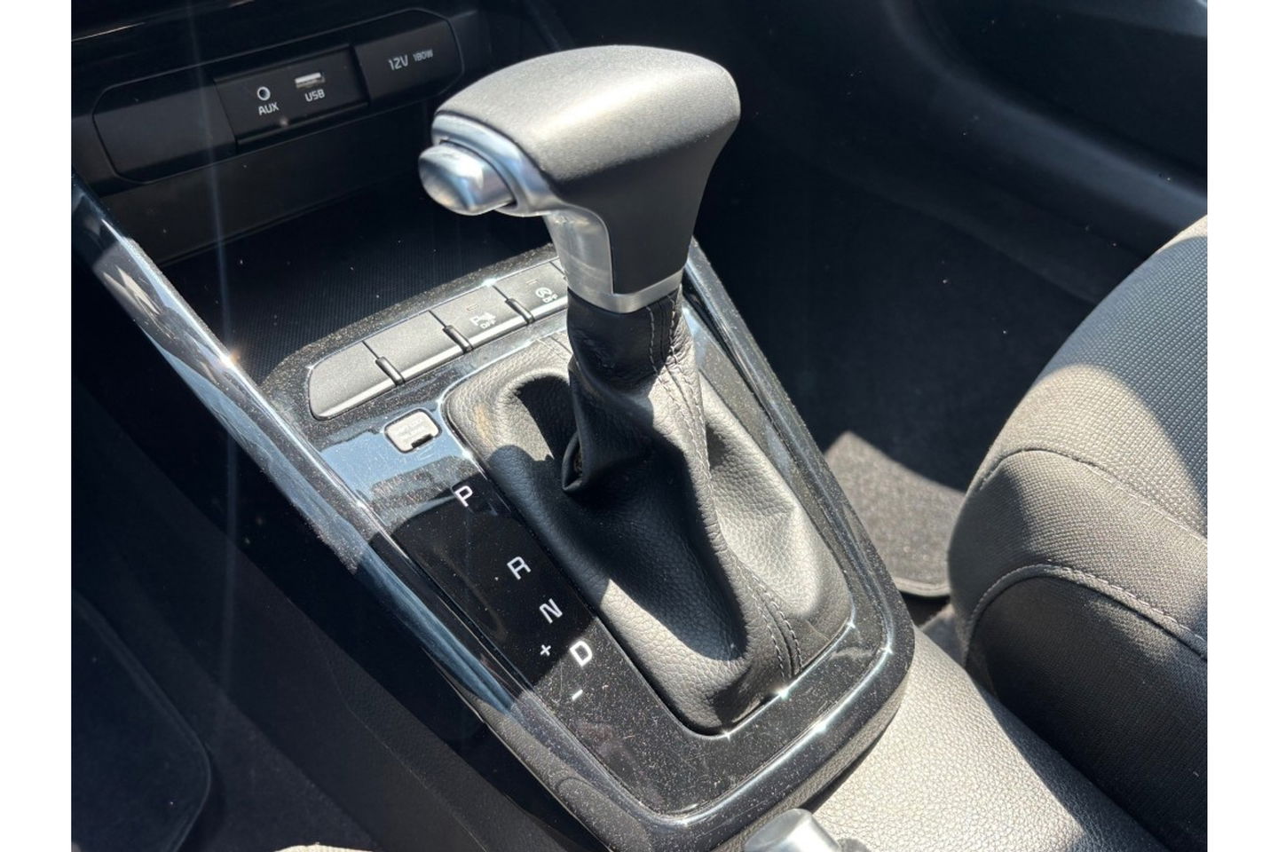 Kia Rio 1.0 TGDI DYNAMIC PLUS AUTOMAAT AIRCO NAVI CRUISE