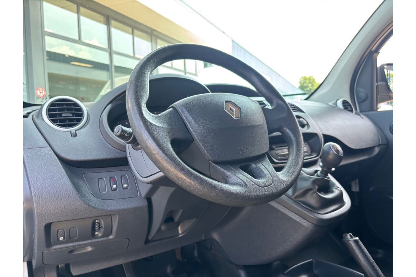 Renault Kangoo 1.2 TCe KOELWAGEN AIRCO NAVI PDC SCHUIFDEUR